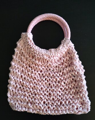 Stretchy pink bag