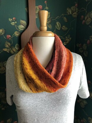 Willow Grove Cowl