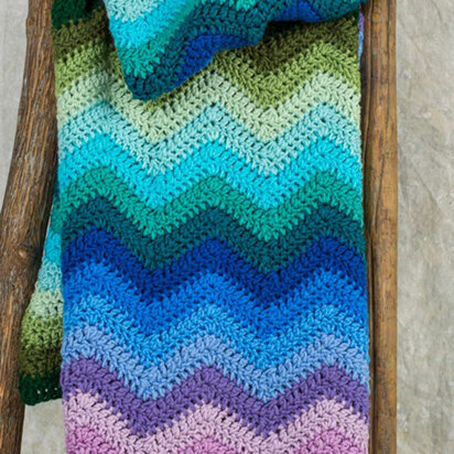 Radiating Ripple Throw in Red Heart Super Saver Economy Solids - LW4810 - Downloadable PDF