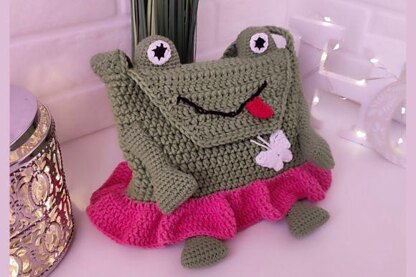 PDF crochet baby frog shoulder bag, frog purse pattern