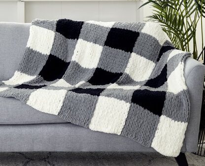 Checked Blanket in Bernat Bernat Alize Blanket-EZ - Downloadable PDF