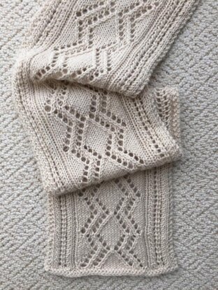 Devonshire Scarf with Fingerless Mitts