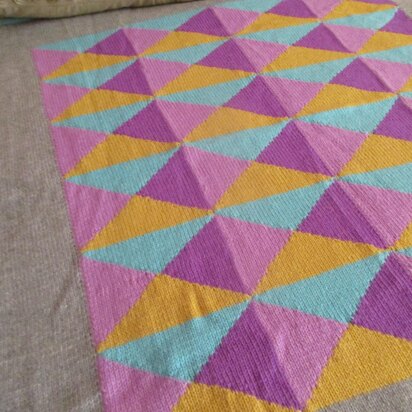 Triangles Throw - knitting pattern
