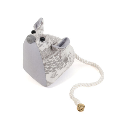 Hobbygift in The Garden Mouse Pincushion