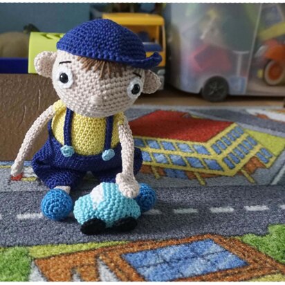 Crochet Pattern little Boy Valentin with Car!