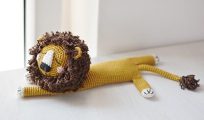 Muffin the Lion Crochet Pattern