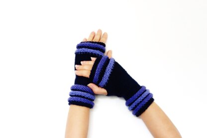 Ribbed Fingerless Mitts