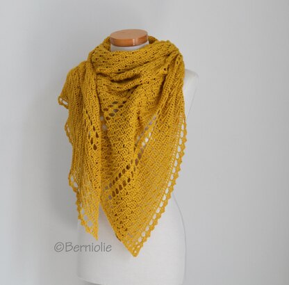 Honey Crochet pattern by Berniolie | LoveCrafts