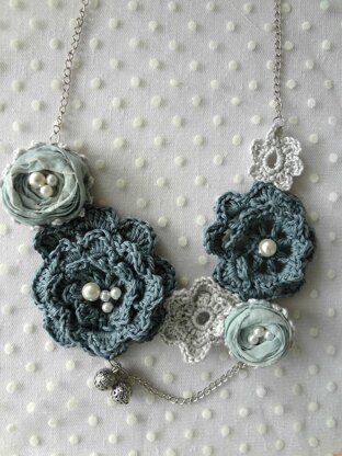 Winter Roses Necklace