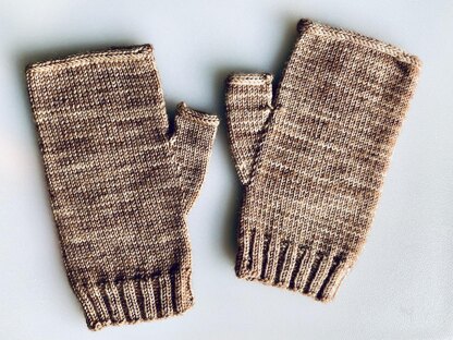 Cottage Mitts