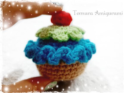 Crochet pattern cupcake