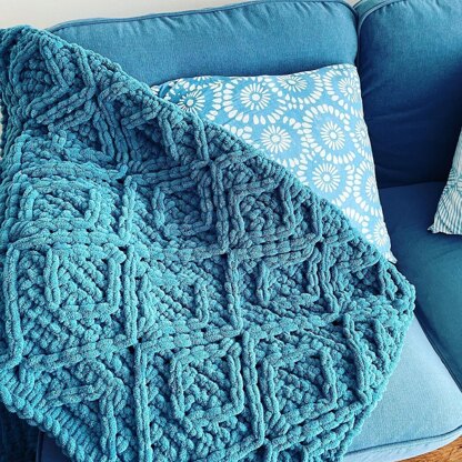 Floating Diamond Blanket