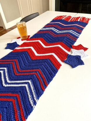 Fireworks Table Runner & Star Coaster Set