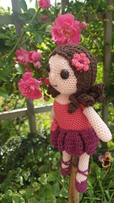 Crochet Fuchsia ballet dancer doll