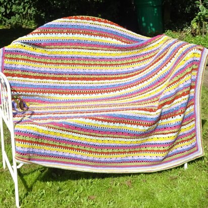 Sandlebridge Stripes Blanket