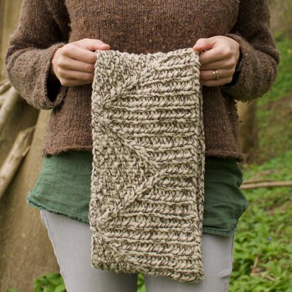 Gaderian Cowl