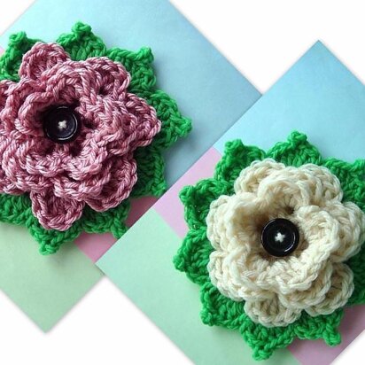 694 CROCHET - QUEEN VICTORIA ROSE AND LEAVES