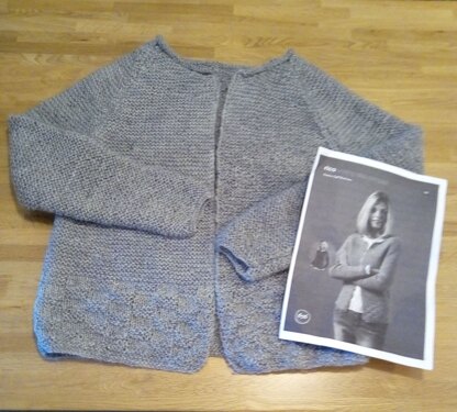 Sweater and Cardigan in Rico Creative Soft Wool Aran - 656