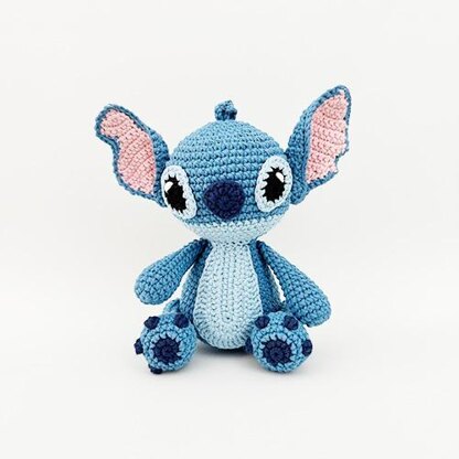 Stitch & Angel crochet pattern
