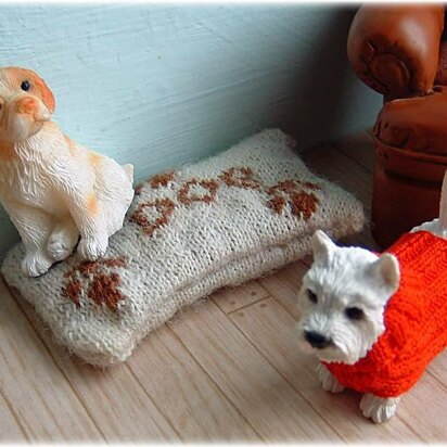 1:12th scale dog jumper and cushion