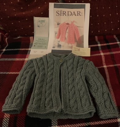 Cosy cardigan for Saskia