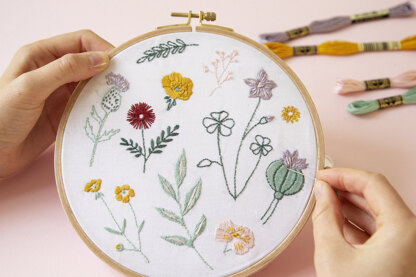 Wool and the Gang In the Bloom Embroidery Kit - 16cm x 23cm