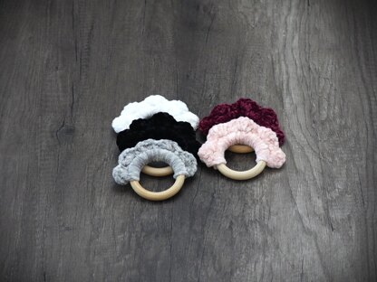 Velvet Wooden Teething Rings Crochet pattern by