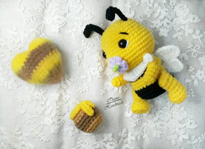 Baby Vebee bee pattern