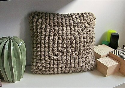 Bobbles in the Puff Pillow Pattern