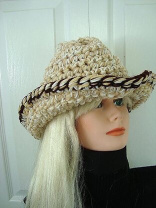 565 COWGIRL HAT, cowboy hat, adult size, women