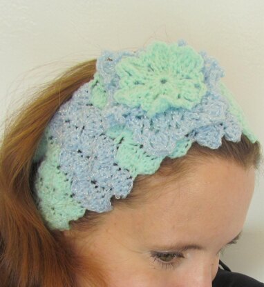 Scalloped Beauty Headband / Cowl