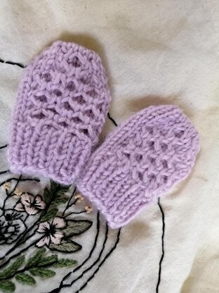 Honey and Rye Mittens