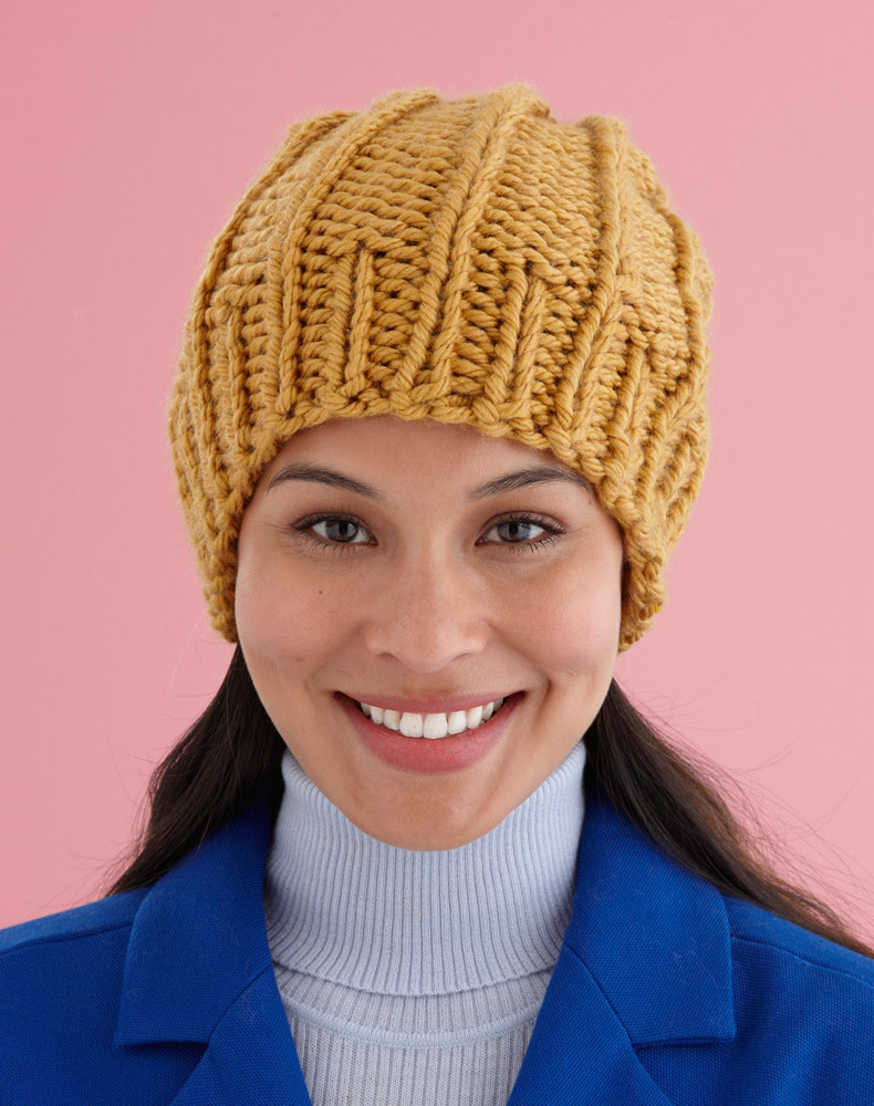 Hometown Hat Pattern (Knit) - Version 1 – Lion Brand Yarn