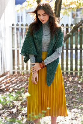 Women's Shawl Verdigris in Universal Yarn Deluxe Worsted Tweed Superwash - Downloadable PDF