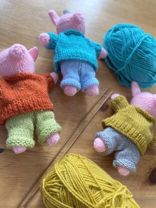 Three Little Pigs Toys Knitting Pattern