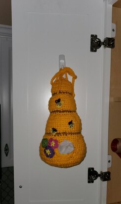 Bee Hive Plastic Bag Holder