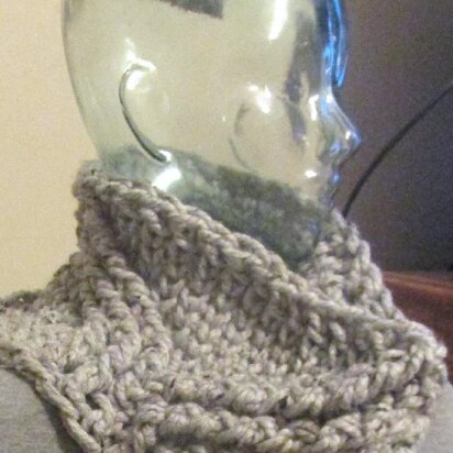 Cabled Diamonds Bulky Cowl