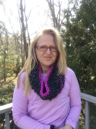 Two Stripe Cozy Cowl