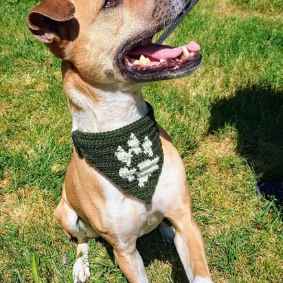 Dog paw bandana