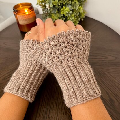Ruffle Wrist Warmers
