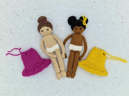 Pocket Dolls Knitting Pattern - Dress Up Dolly