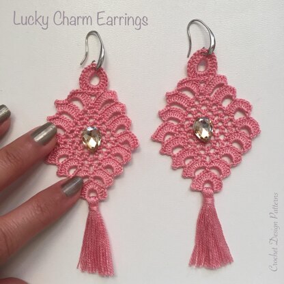 Lucky charm Earrings with tassels