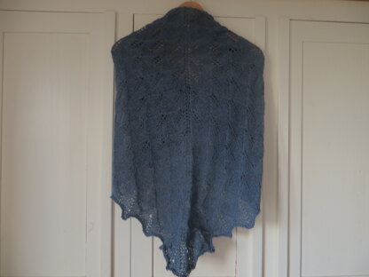 Great Oak Shawl by Stella Ackroyd