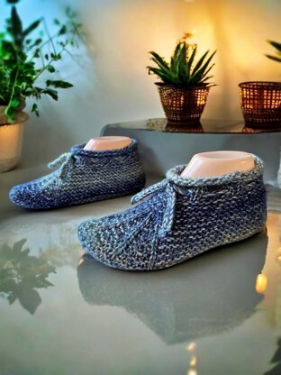 Stay Put Tie Up Slippers