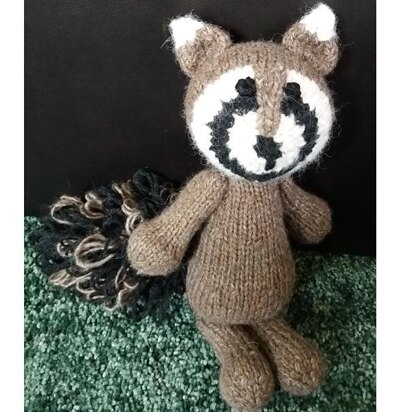 Raccoon - knitting pattern
