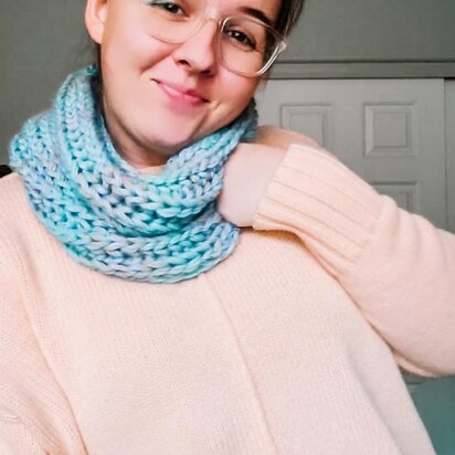 Easy Knit Cowl