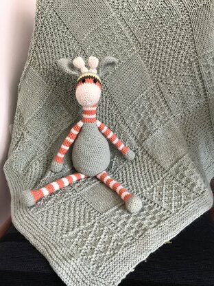 Crochet giraffe