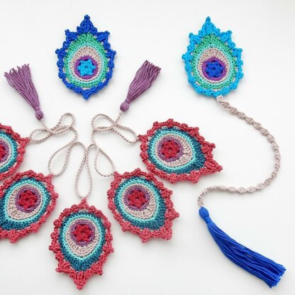 Peacock Feather Motif, Bookmark, Garland "India"