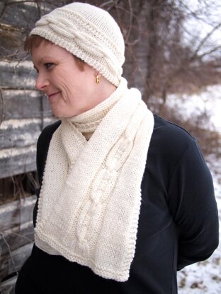 Beorn Cowl and Scarf (Worsted)