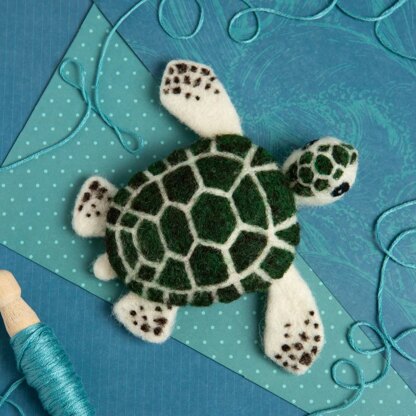 Hawthorn Handmade Baby Sea Turtle Mini Needle Felting Kit
